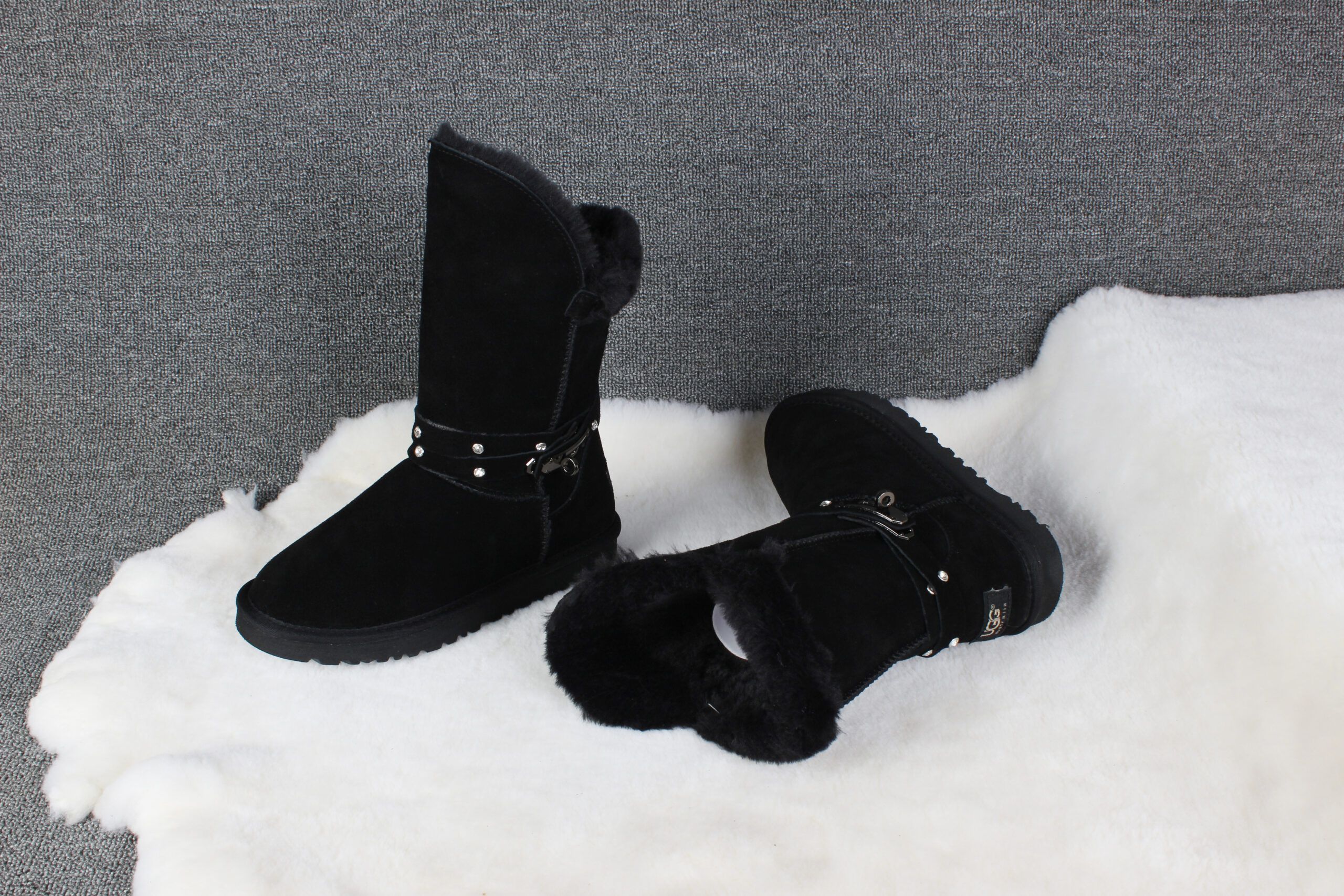 STIVALETTI IN SHEARLING - Image 25
