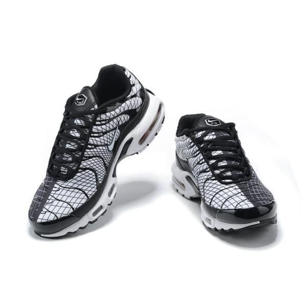 AIR MAX PLUS TN ‘STRIPE BLUE BLACK’ - Image 3