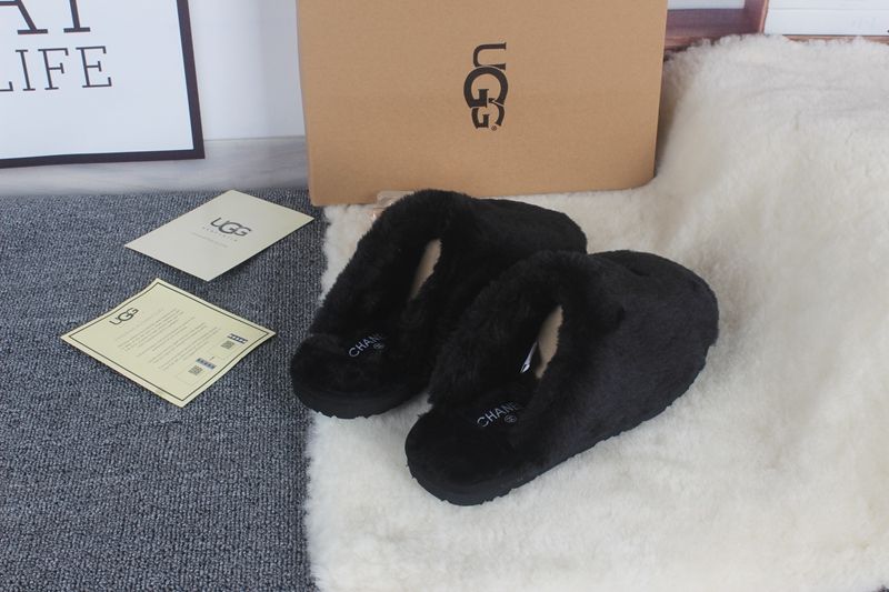 STIVALETTI IN SHEARLING - Image 17