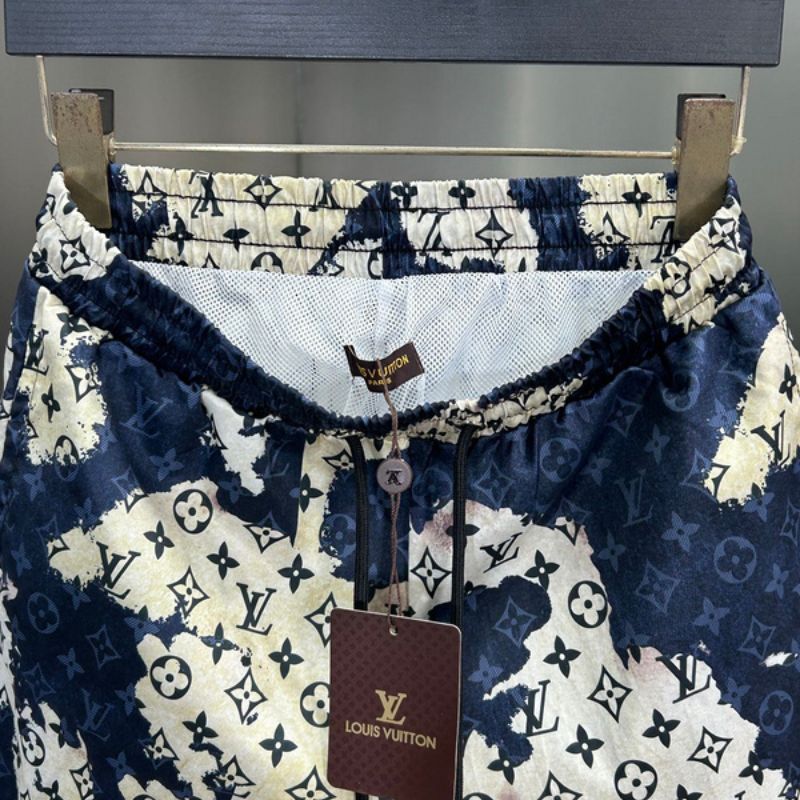 LV Shorts - Image 5