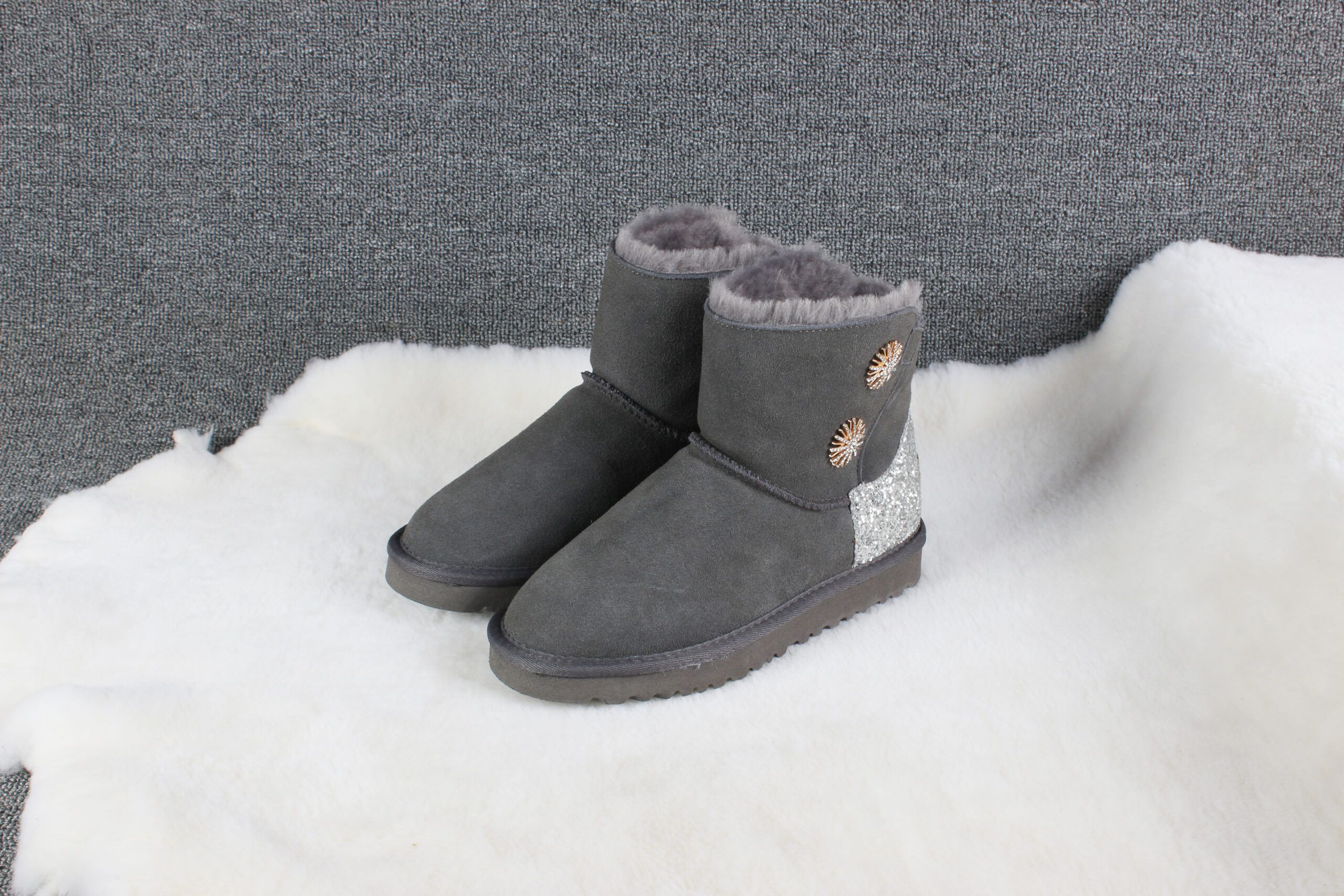 STIVALETTI IN SHEARLING - Image 23