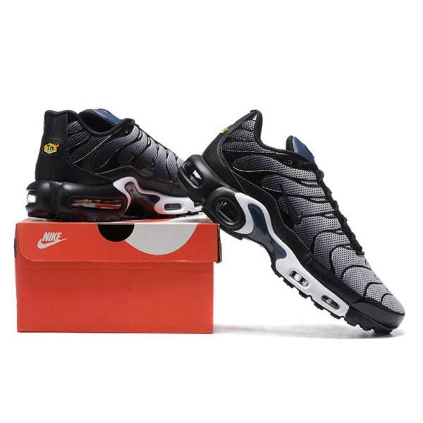 AIR MAX PLUS TN ‘MIDNIGHT NAVY’ - Image 4