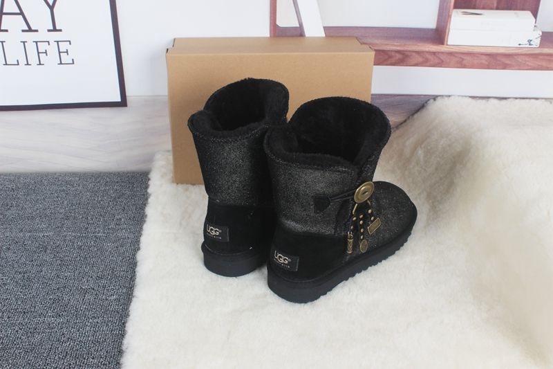 STIVALETTI IN SHEARLING - Image 23