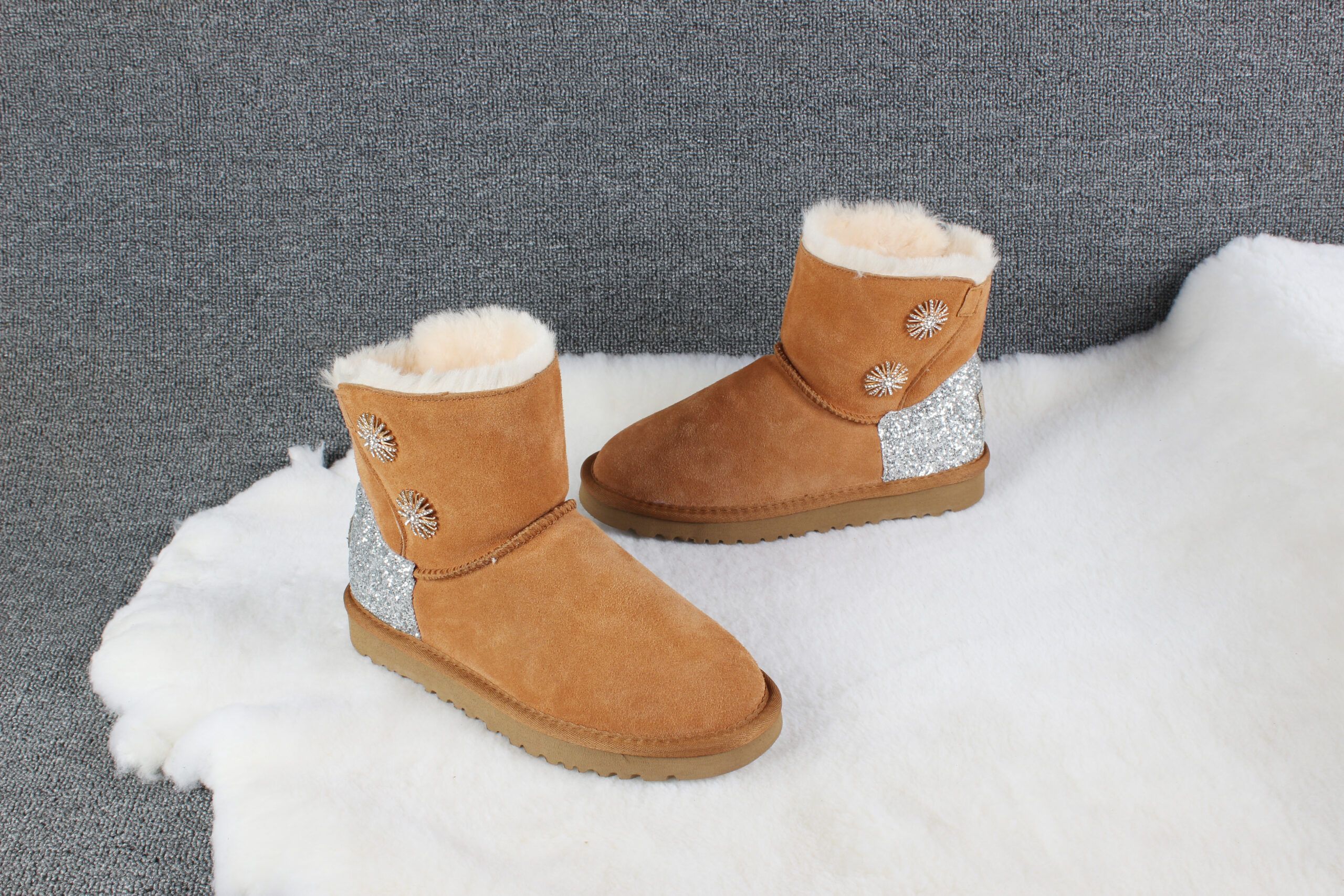 STIVALETTI IN SHEARLING - Image 9