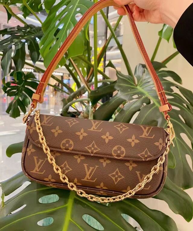 LV (218)