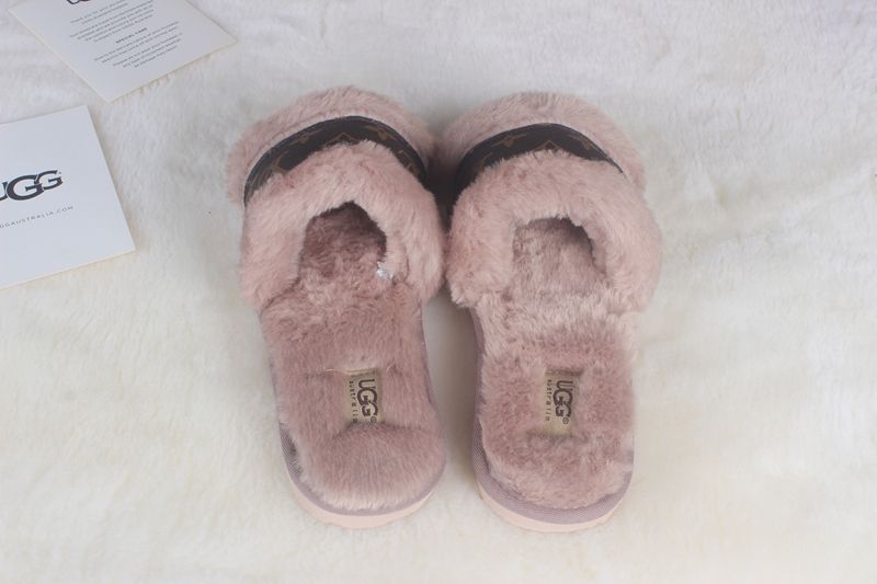STIVALETTI IN SHEARLING - Image 25