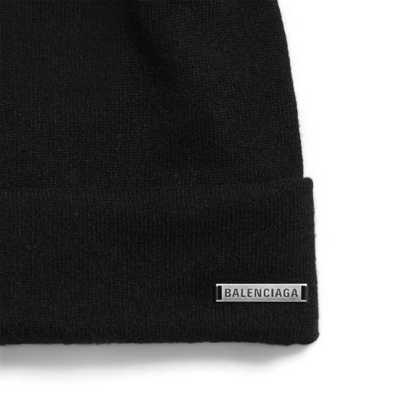 BLNCG Cashmere And Wool Beanie in Black - Image 2
