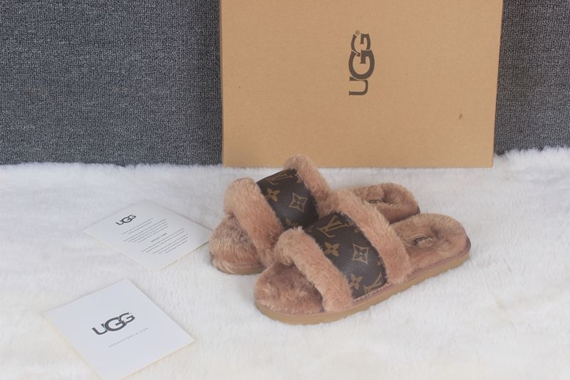 STIVALETTI IN SHEARLING - Image 10