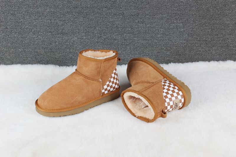STIVALETTI IN SHEARLING - Image 10