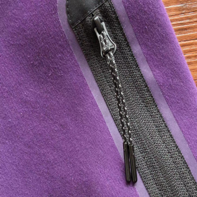 TECH FLEECE – PURPLE/BLACK - Image 5