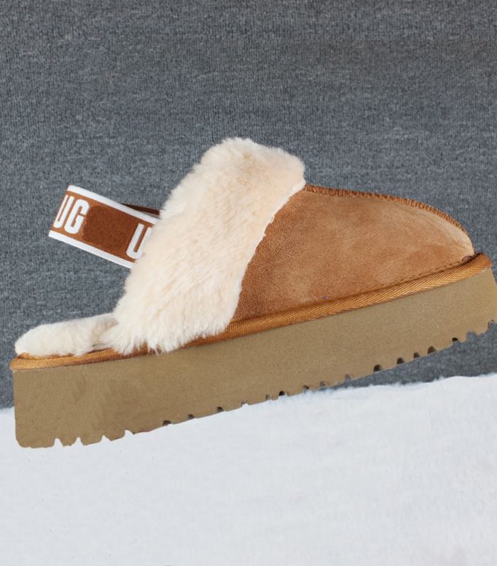 STIVALETTI IN SHEARLING