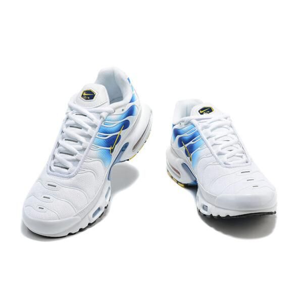 AIR MAX PLUS TN ‘SPRAY PAINT SWOOSH’ - Image 3