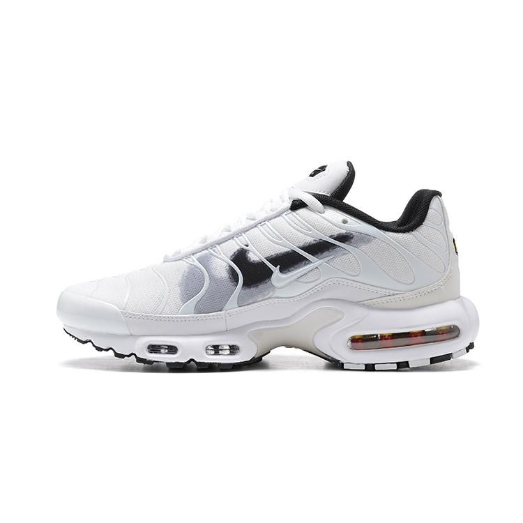 AIR MAX PLUS TN ‘SPRAY PAINT SWOOSH’