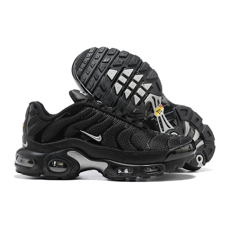 AIR MAX PLUS TN ‘BLACK METALLIC SILVER’ - Image 4
