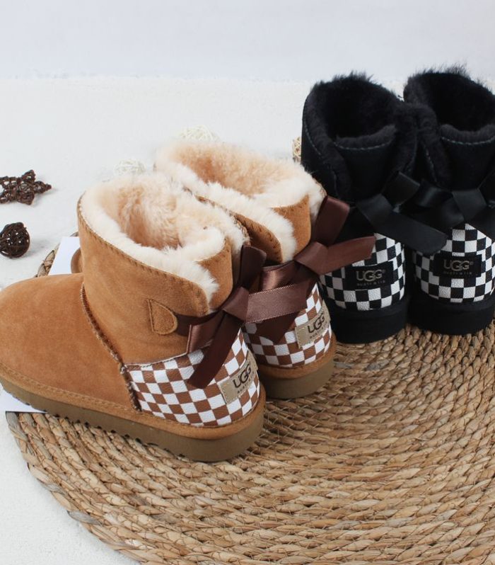 STIVALETTI IN SHEARLING