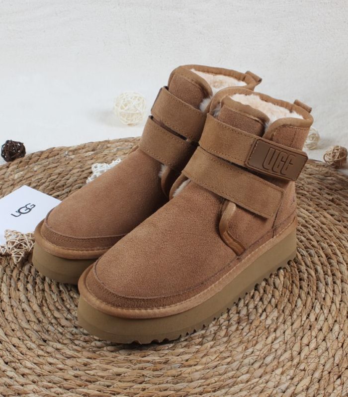 STIVALETTI IN SHEARLING